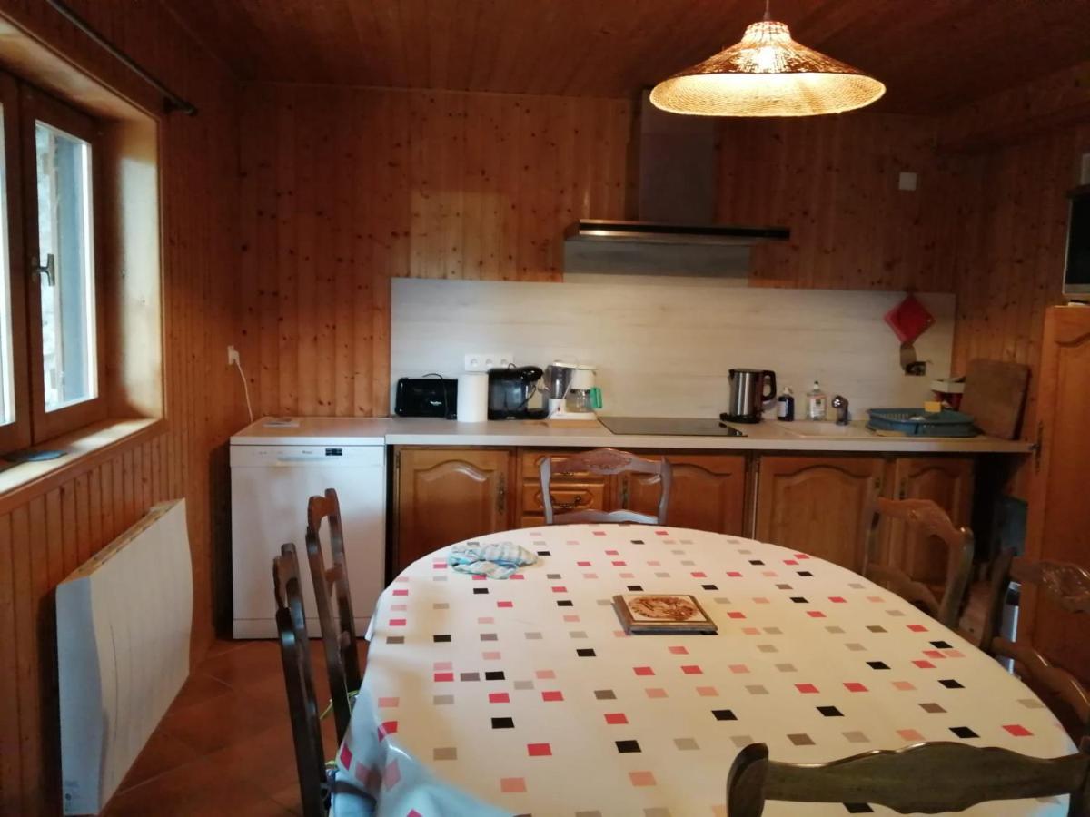 Bel Appartement Au Rez De Chaussee D'Un Chalet Jarrier المظهر الخارجي الصورة