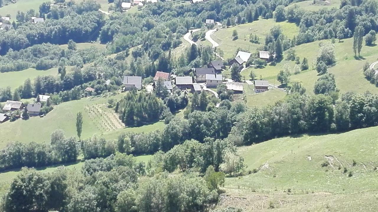 Bel Appartement Au Rez De Chaussee D'Un Chalet Jarrier المظهر الخارجي الصورة